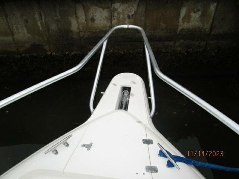 34' Intrepid anchor windlass2