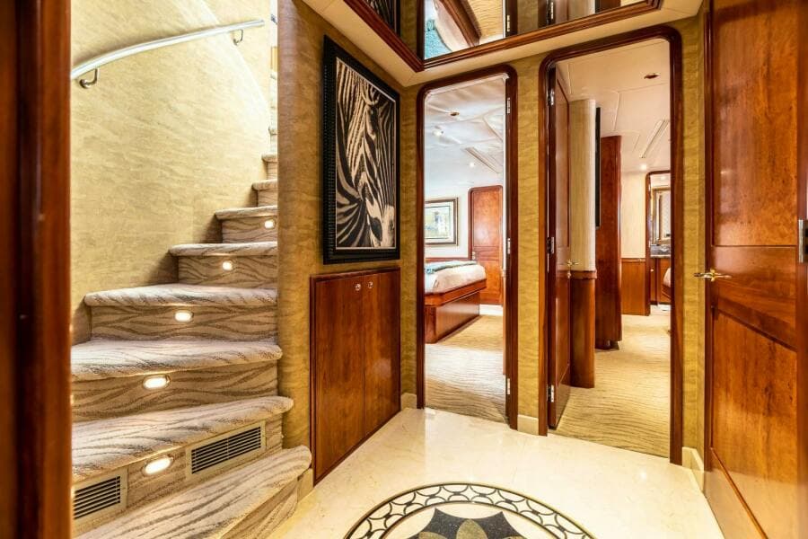 2002 Westport Westport 130