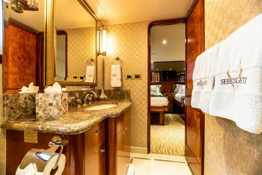 2002 Westport Westport 130