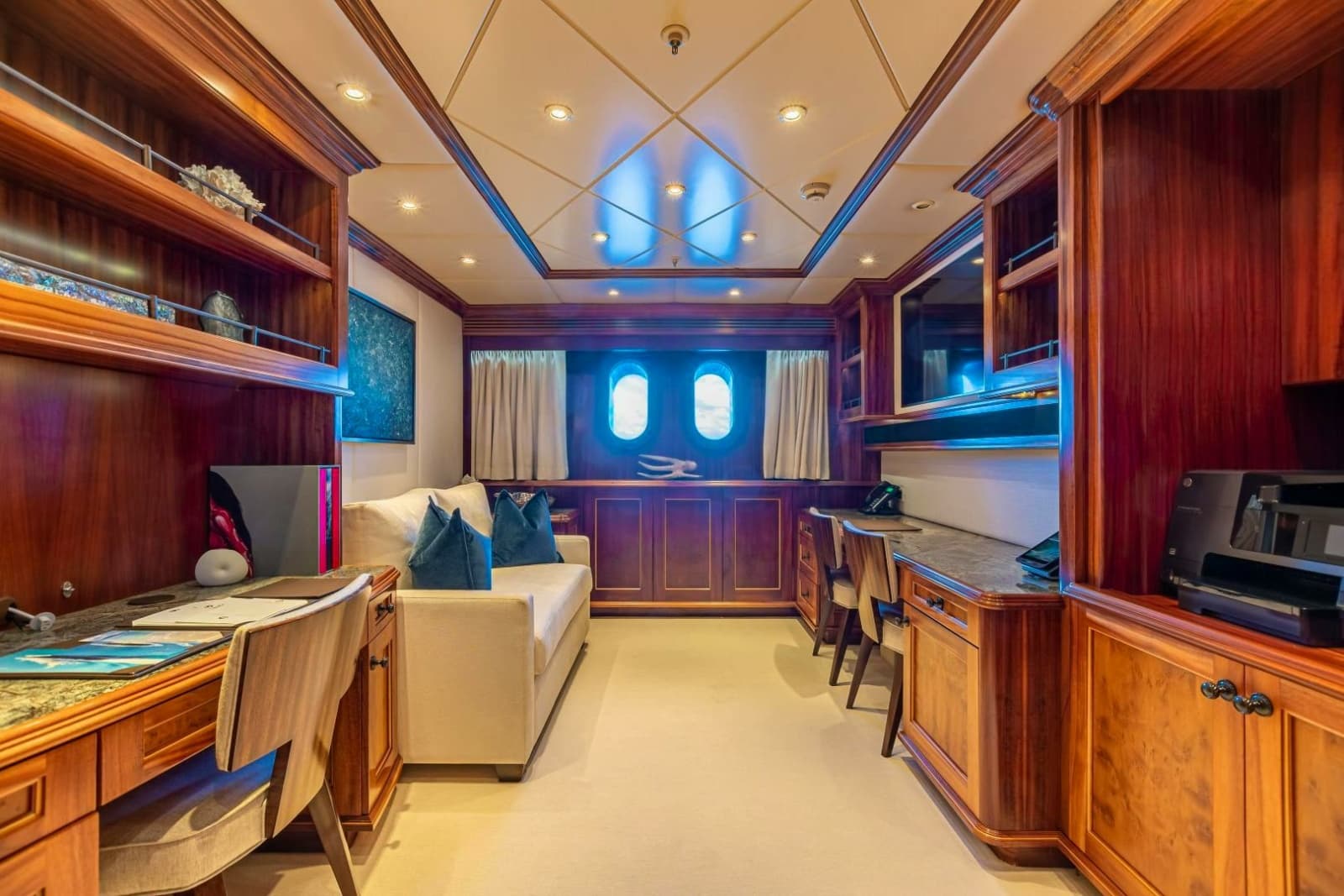 2009 Trinity Yachts Custom - Photo 14