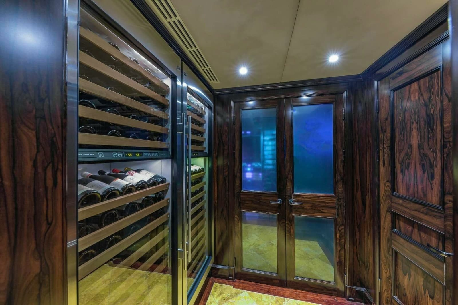 2009 Trinity Yachts Custom - Photo 15