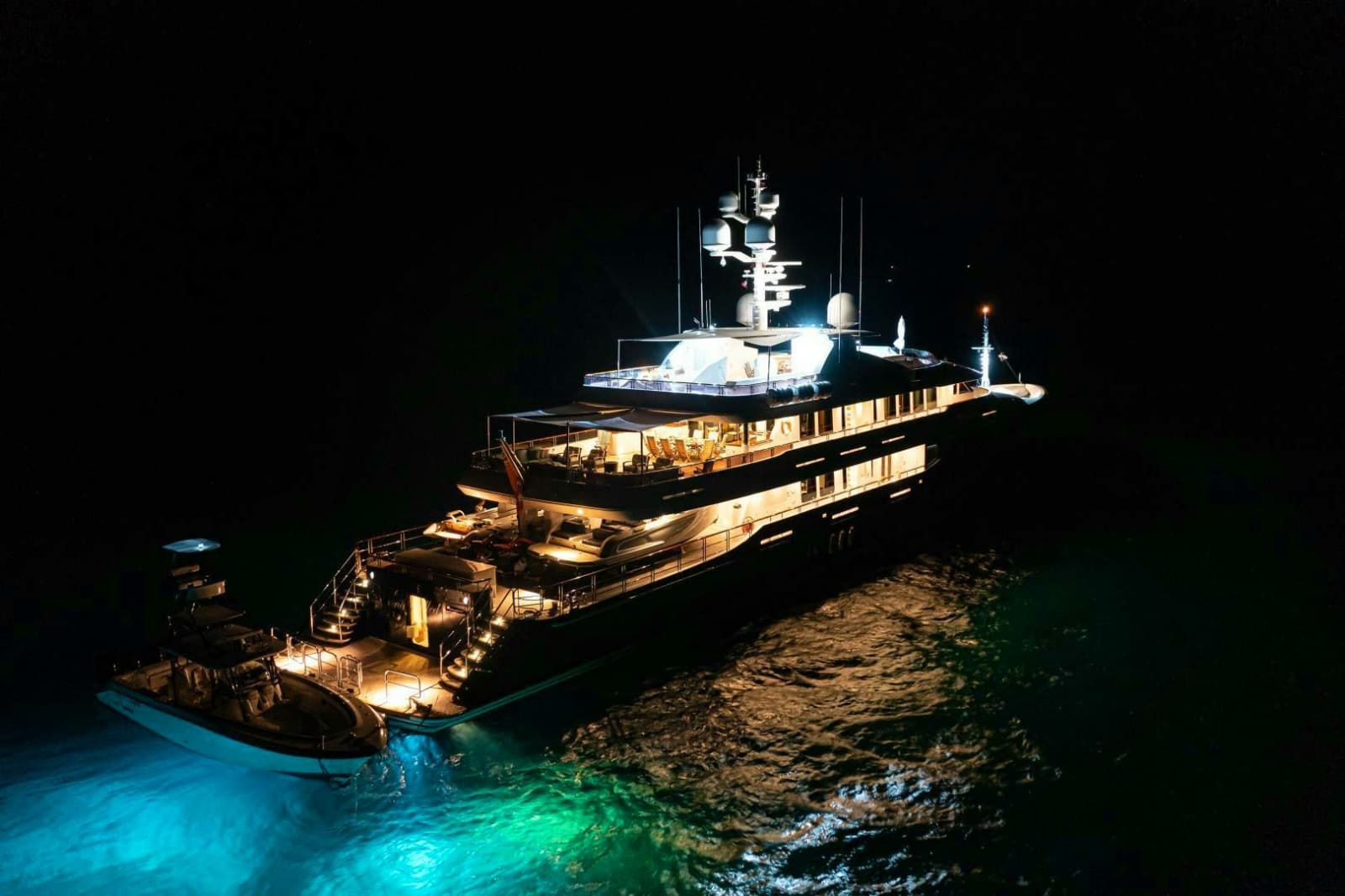 2009 Trinity Yachts Custom - Photo 39
