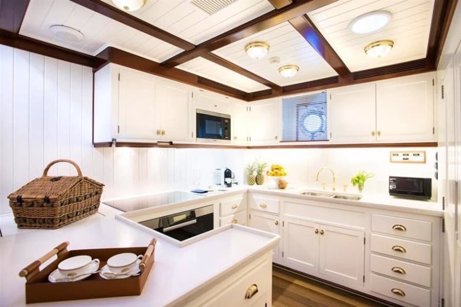 2014 Astilleros Buquebus Custom