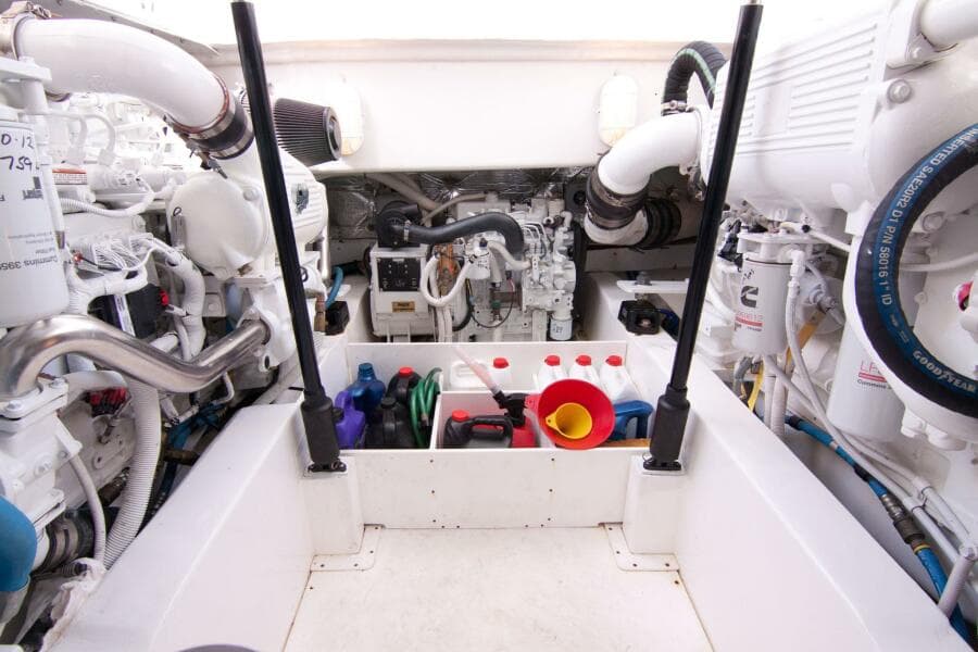 Out Island 38 Express-Engine Room