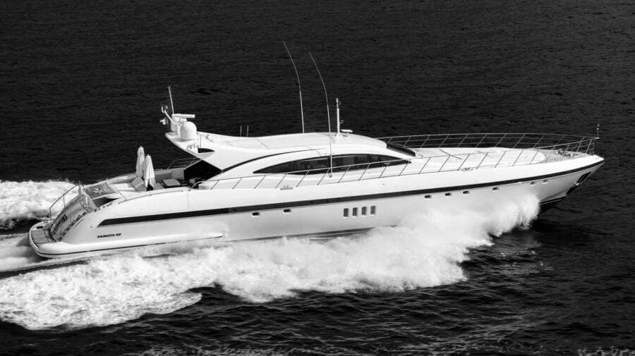 2013 Overmarine Mangusta 108