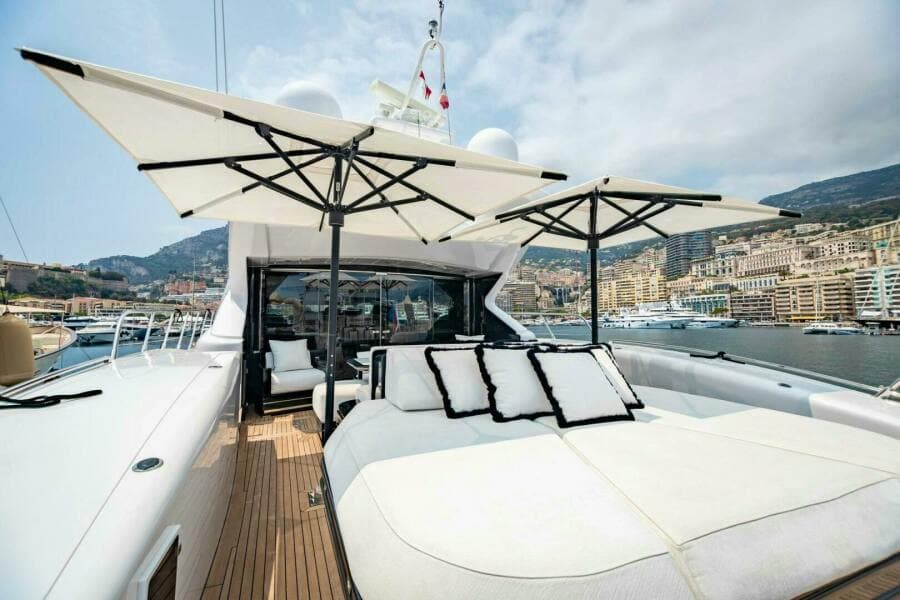 2013 Overmarine Mangusta 108