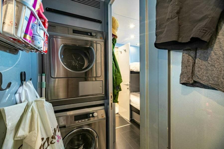 2013 Overmarine Mangusta 108