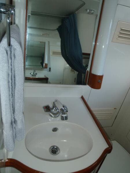 1986 Deerfoot 74 Pilothouse