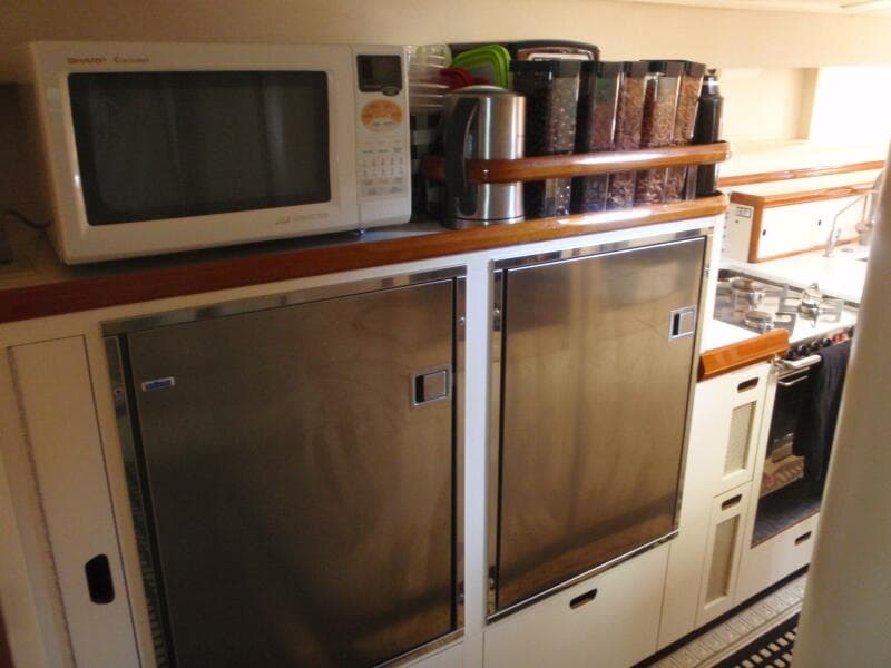 1986 Deerfoot 74 Pilothouse