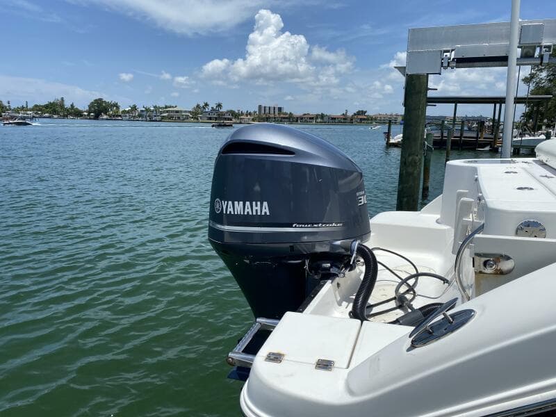 2011 Robalo  - Photo 33