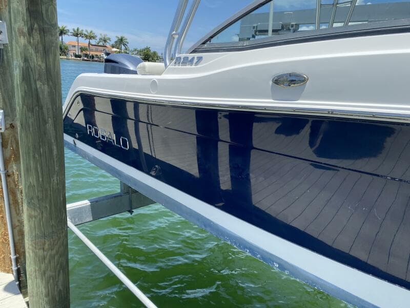 2011 Robalo  - Photo 32