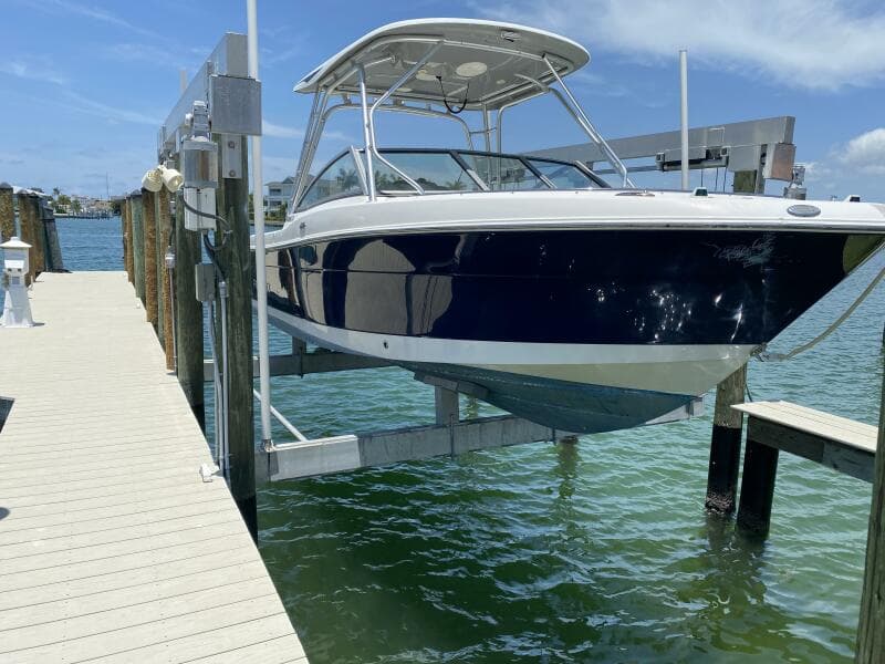 2011 Robalo  - Photo 1