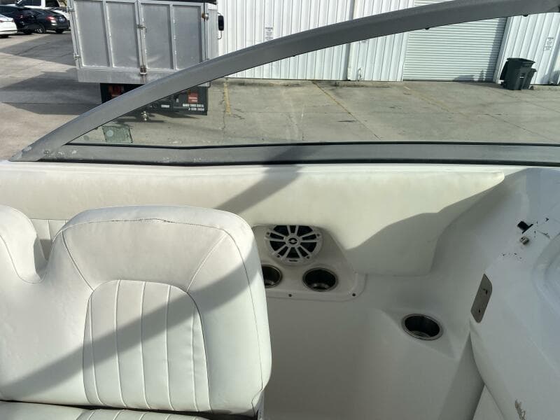 2011 Robalo  - Photo 21