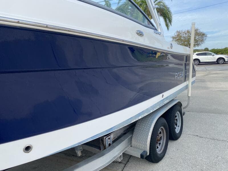 2011 Robalo  - Photo 4