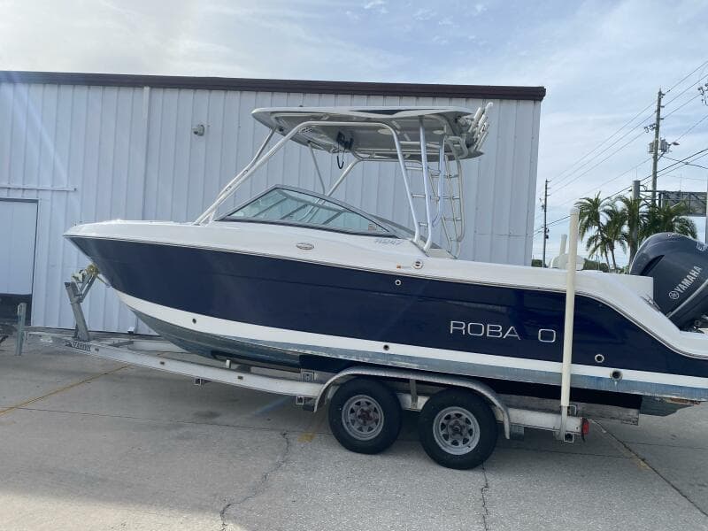 2011 Robalo  - Photo 28