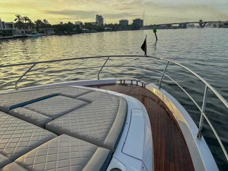 2024 Fairline Squadron 68