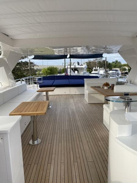 2011 Sunseeker 34M