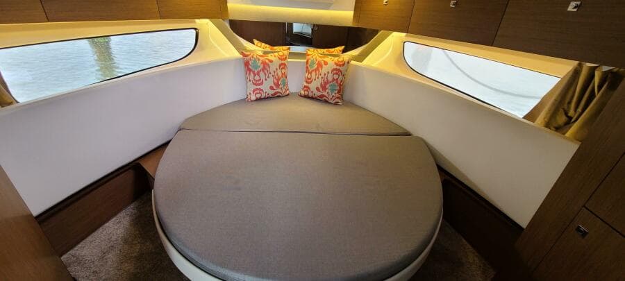 2021 Jeanneau NC 1095 Fly