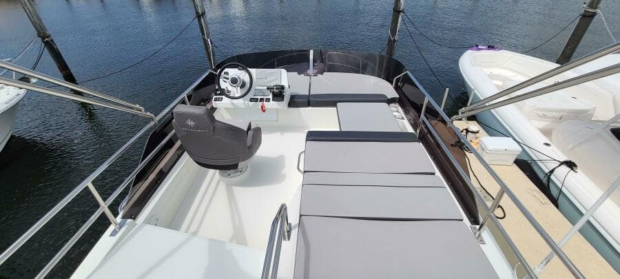 2021 Jeanneau NC 1095 Fly