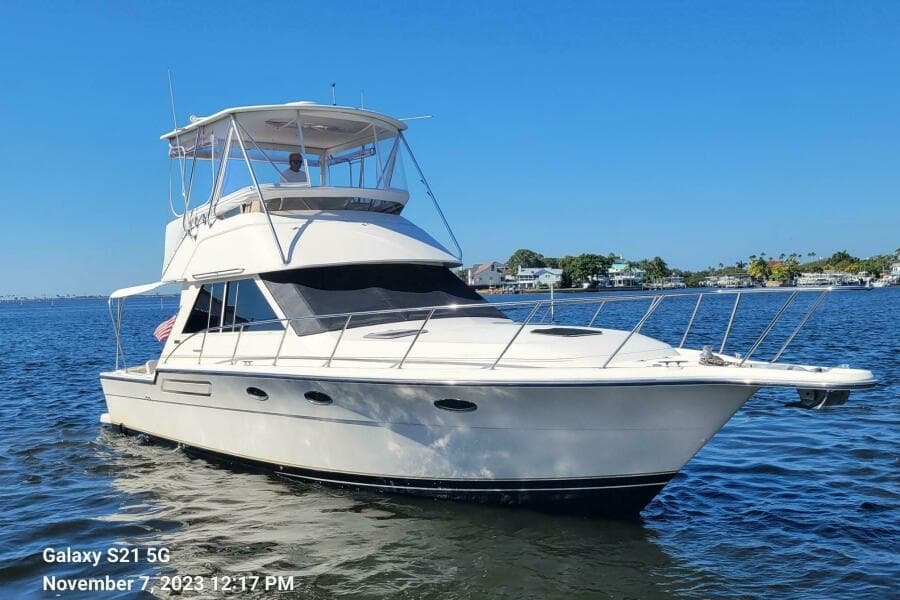 1994 Tiara Yachts 3600 Convertible