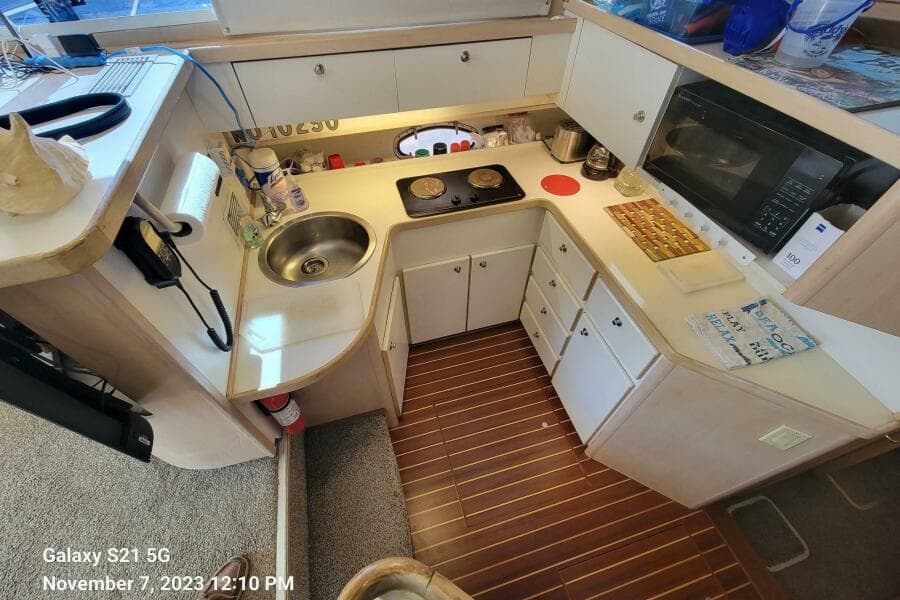 1994 Tiara Yachts 3600 Convertible