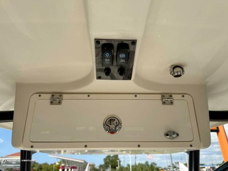 2019 Sailfish 220 CC