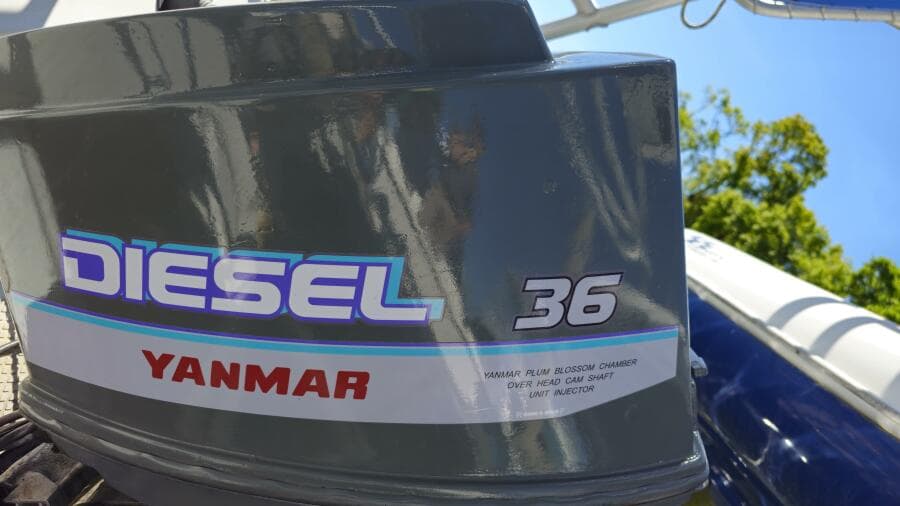 1992 Endeavour Catamaran 30