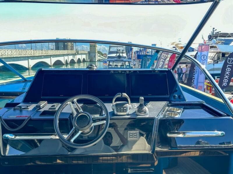 2024 Solaris 52 open