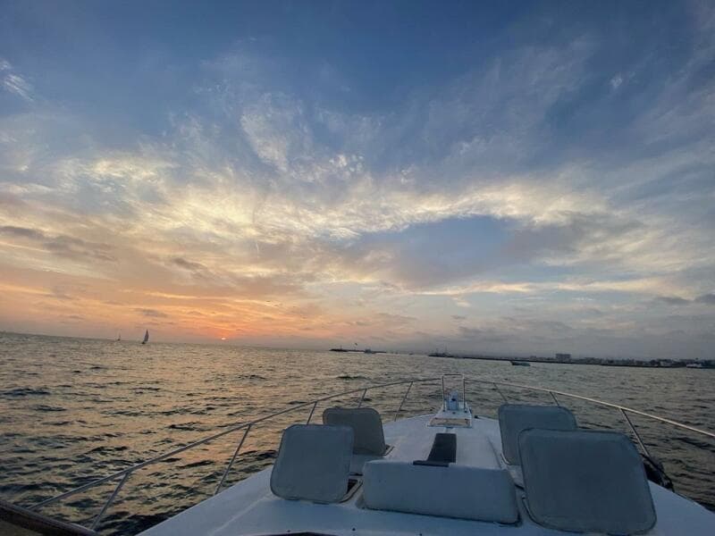 1993 Silverton 38 Express