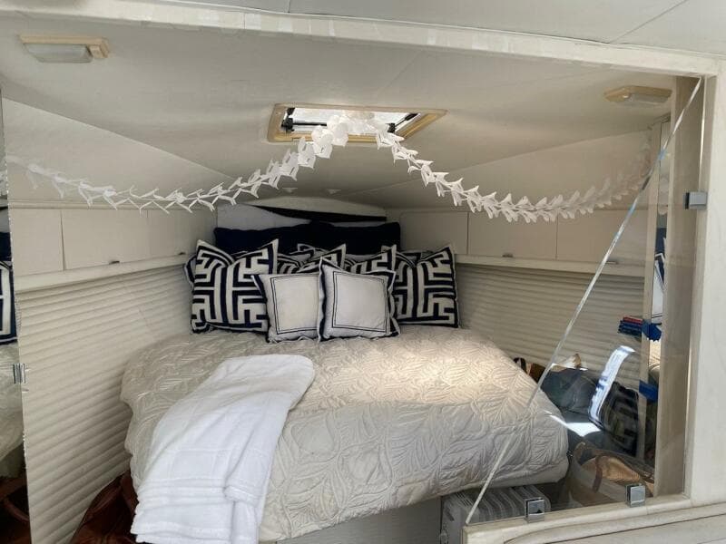 1993 Silverton 38 Express