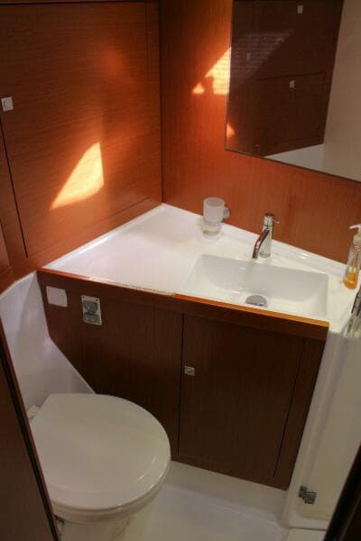 2015 Beneteau Oceanis 45