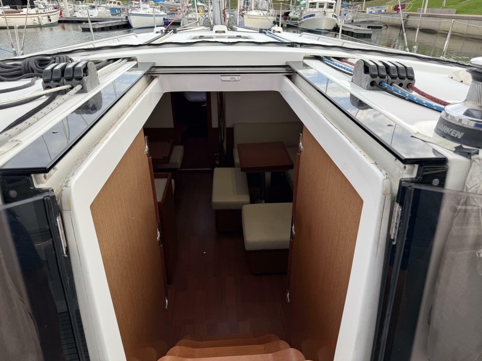 2015 Beneteau Oceanis 45