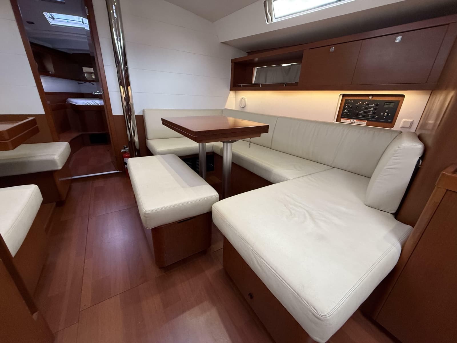 2015 Beneteau Oceanis 45