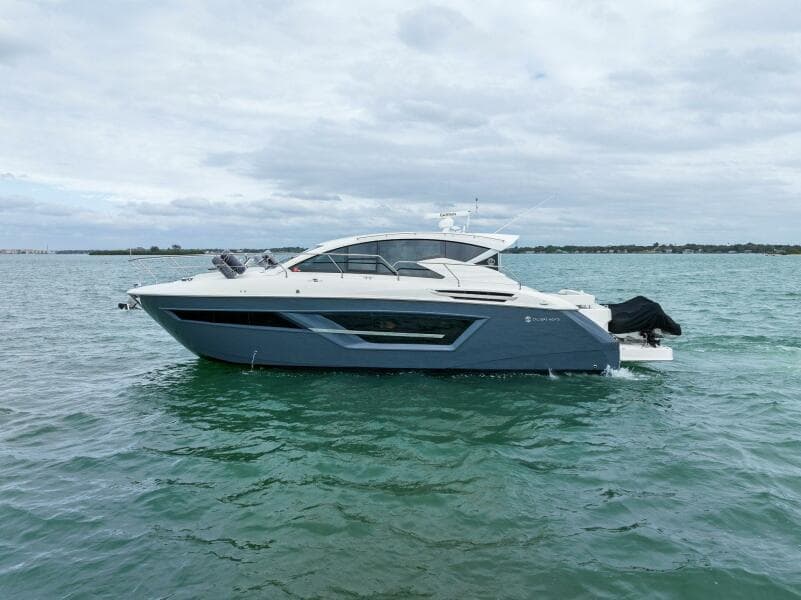 2020 46 Cruisers Cantius - Sweet Caroline - Profile
