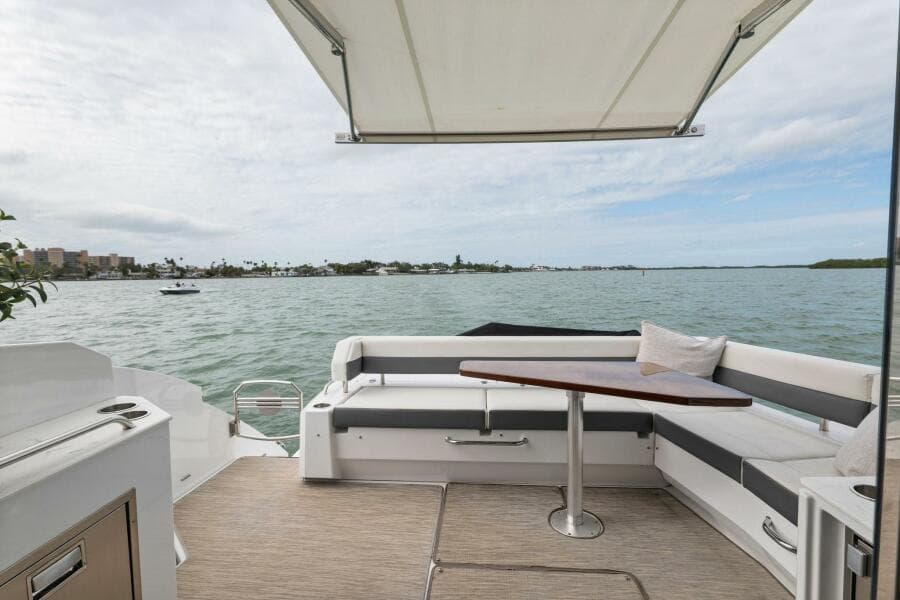 2020 46 Cruisers Cantius - Sweet Caroline - Cockpit 