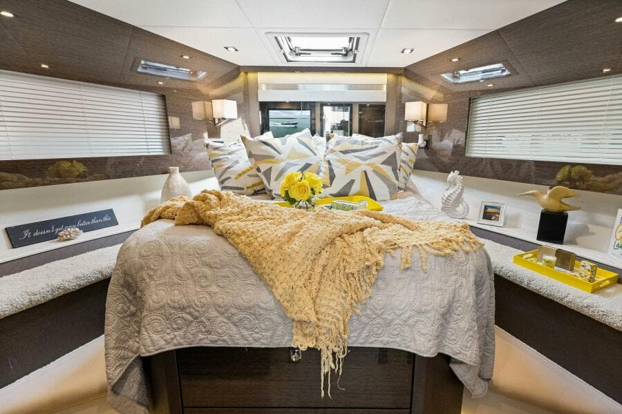 2020 46 Cruisers Cantius - Sweet Caroline - VIP Stateroom
