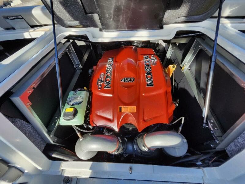 2018 Malibu Wakesetter 24 MXZ