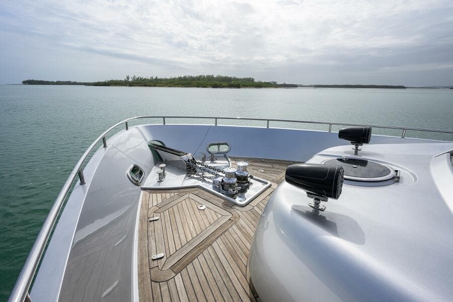 2009 Pershing 90 Express
