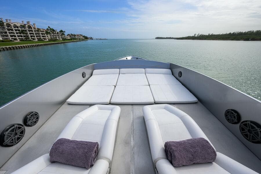 2009 Pershing 90 Express