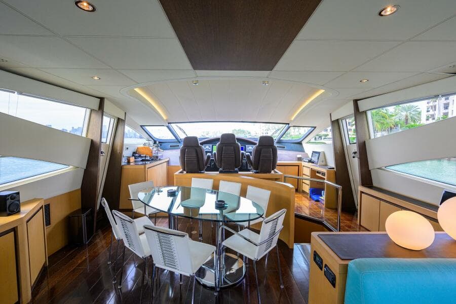 2009 Pershing 90 Express