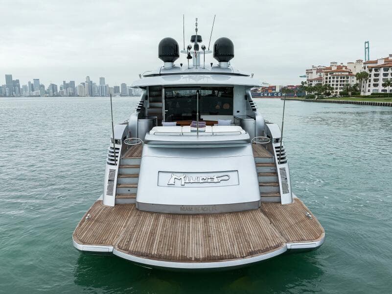 2009 Pershing 90 Express