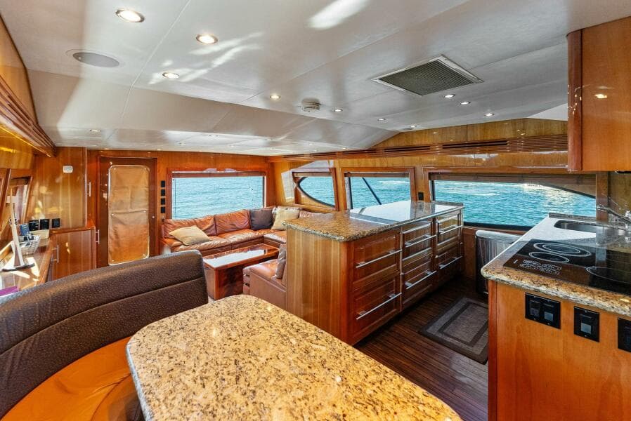 2007 Hatteras 64C - CHUPACBRA