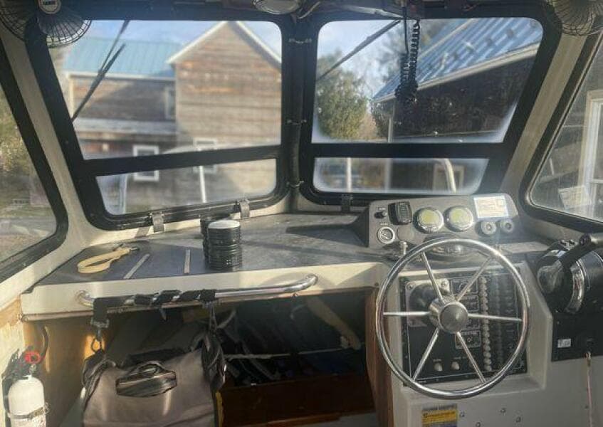 1990 Boston Whaler Frontier