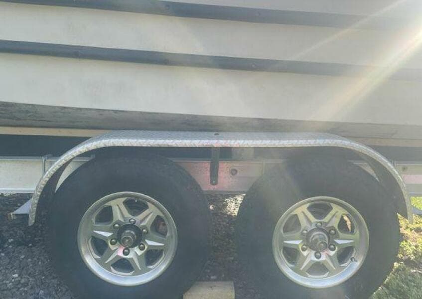 1990 Boston Whaler Frontier