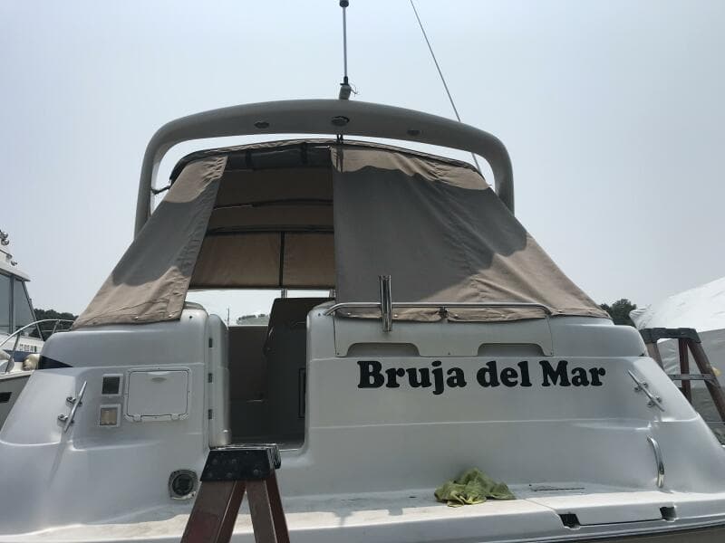 1998 Chris-Craft 320 Express Cruiser