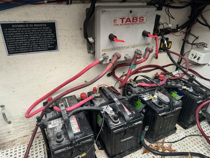 1998 Chris-Craft 320 Express Cruiser