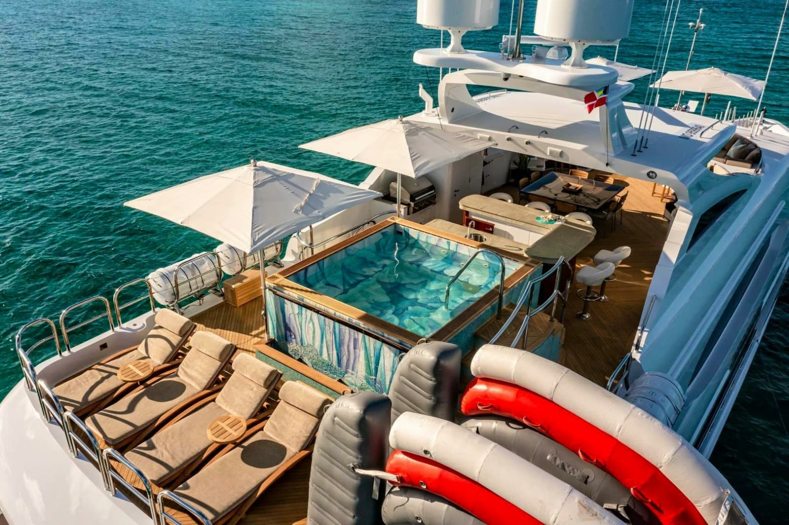 2011 Trinity Yachts Trinity 164