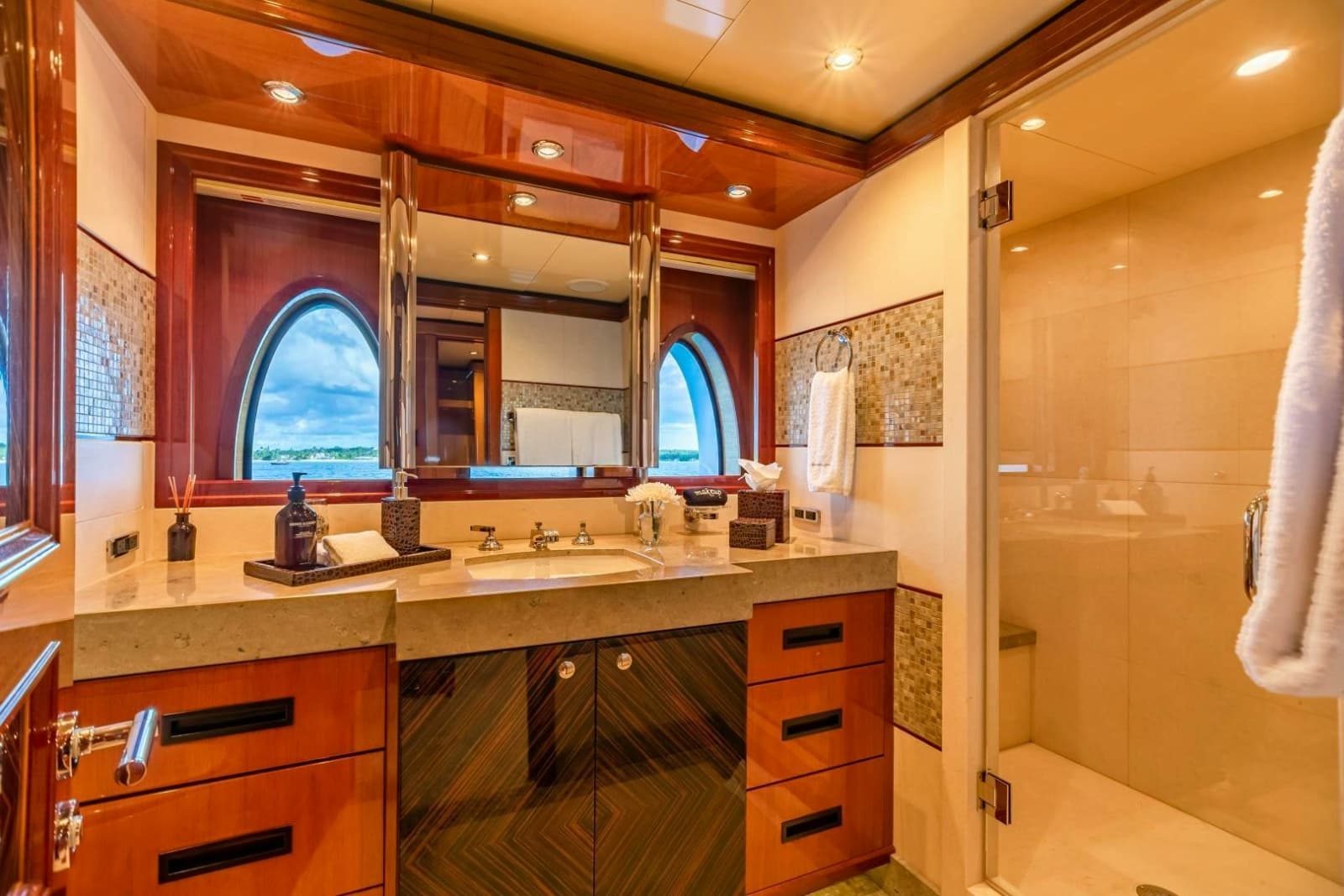 2011 Trinity Yachts Trinity 164 - Photo 21