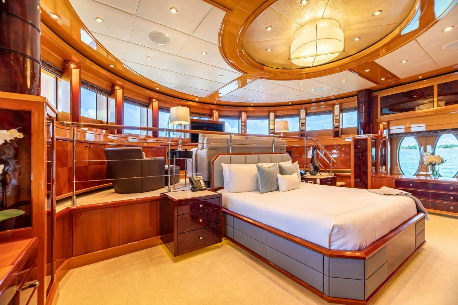 2011 Trinity Yachts Trinity 164 - Photo 16