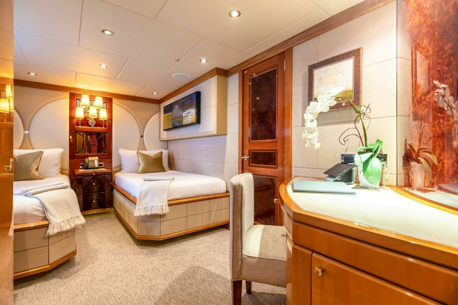 2011 Trinity Yachts Trinity 164 - Photo 34
